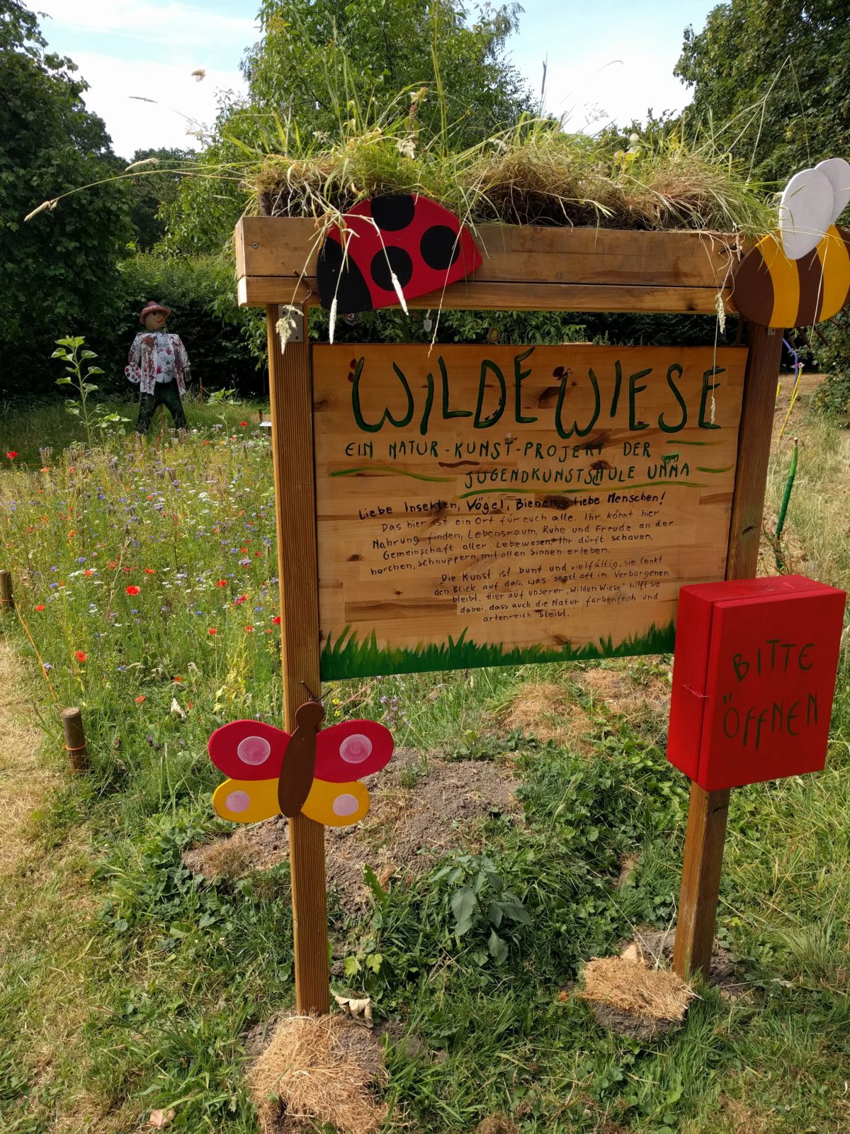 „Wilde Wiese für die Kunst“ an der Jugendkunstschule Unna