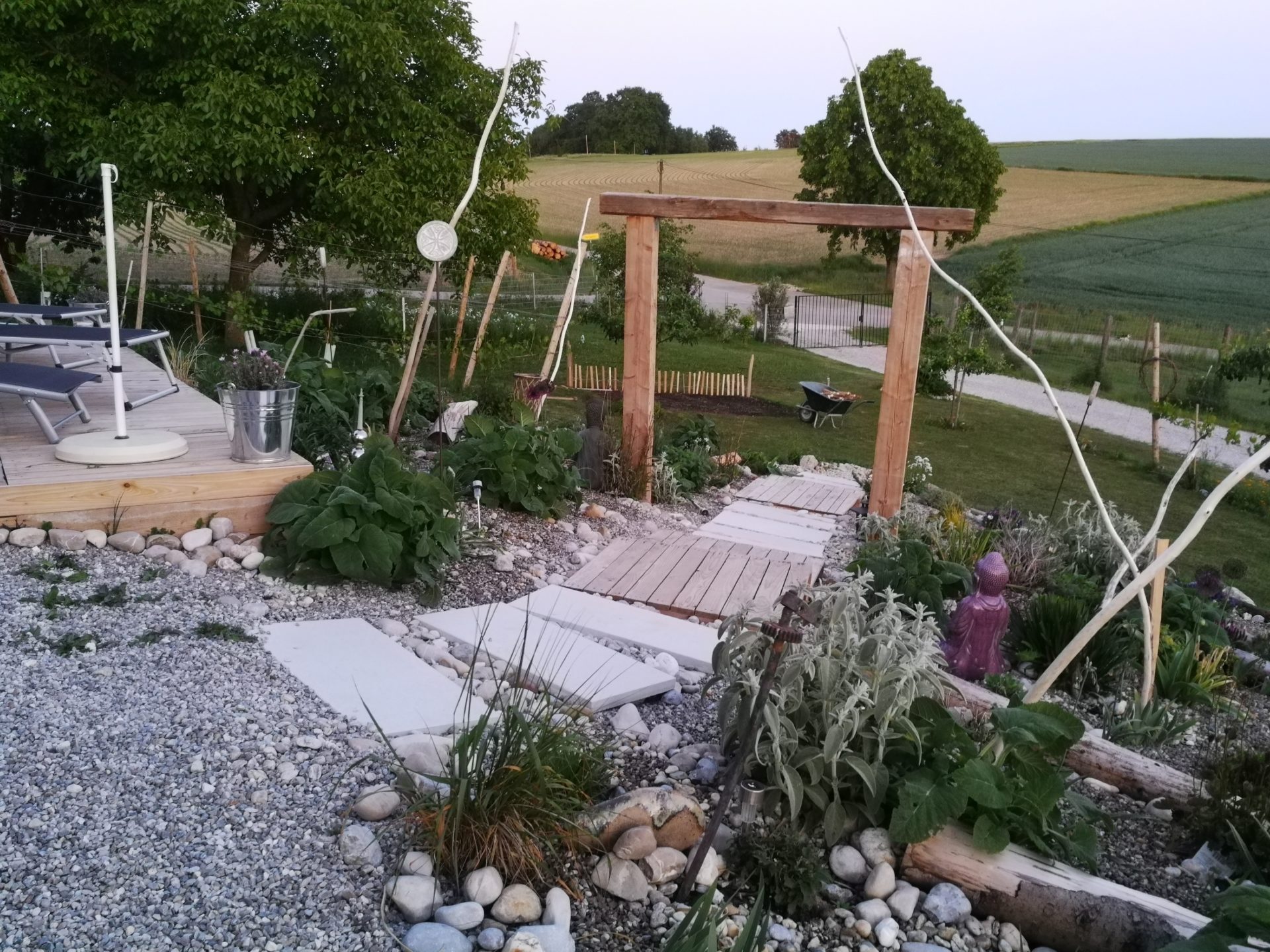 HORTUS „Wundergarten“ Teil I – Beitrag in diesem Jahr 2020 mit vielen Upcycling-Ideen