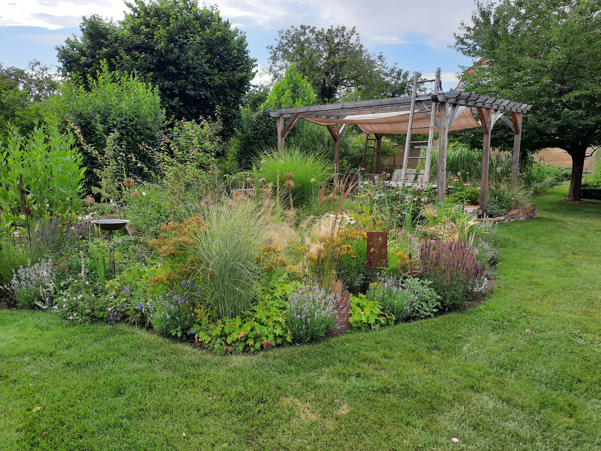 Umgestaltung ehemaliger Gartenteich