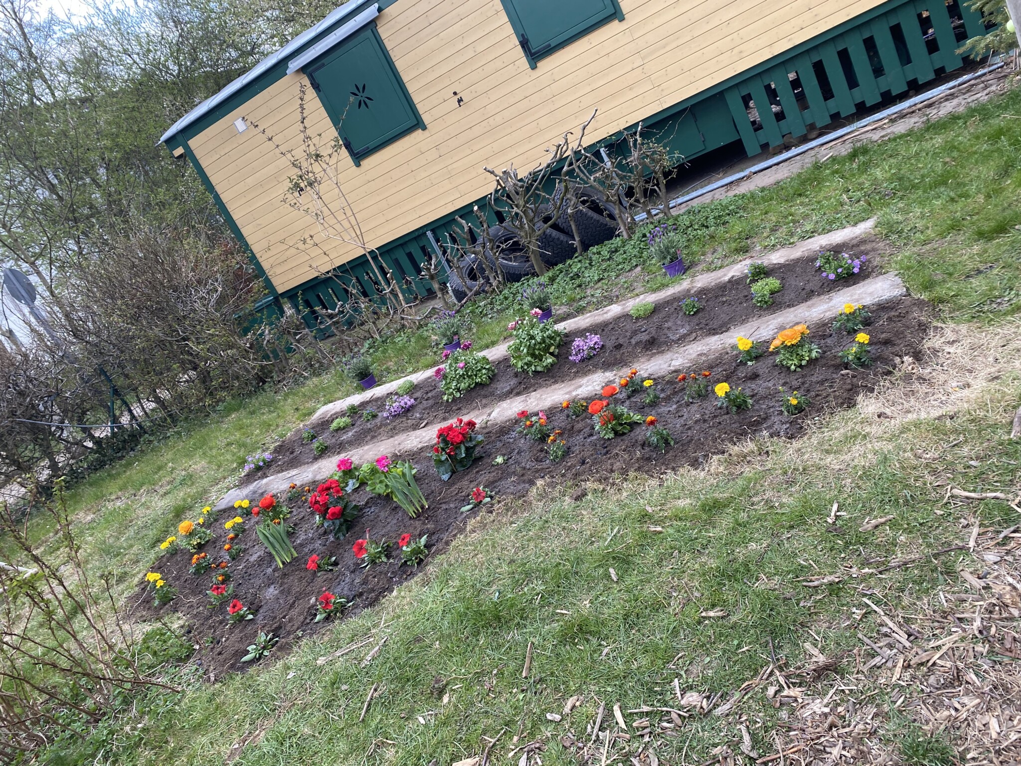 Naturgruppe im Kleingartenverein / DKSB Kita Hundert Welten