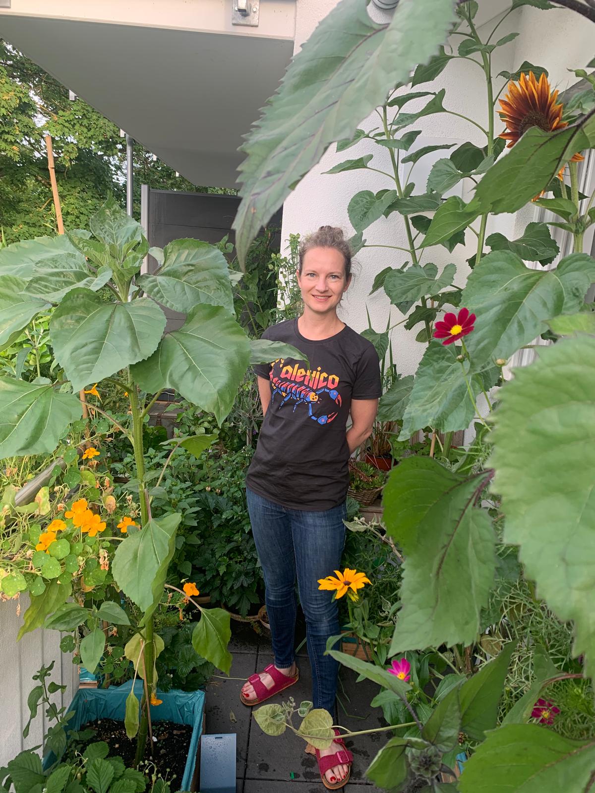 Unser summender Südseitenbalkon. 11 qm für Vielfalt.